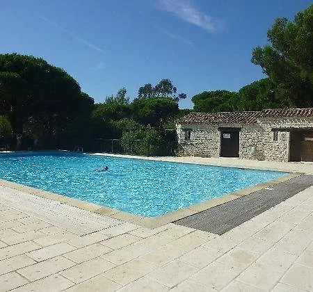 Gasspon - Golfe De St-tropez - Mazet Dans Domaine Prive Avec Piscine Et Tennis בית נופש *